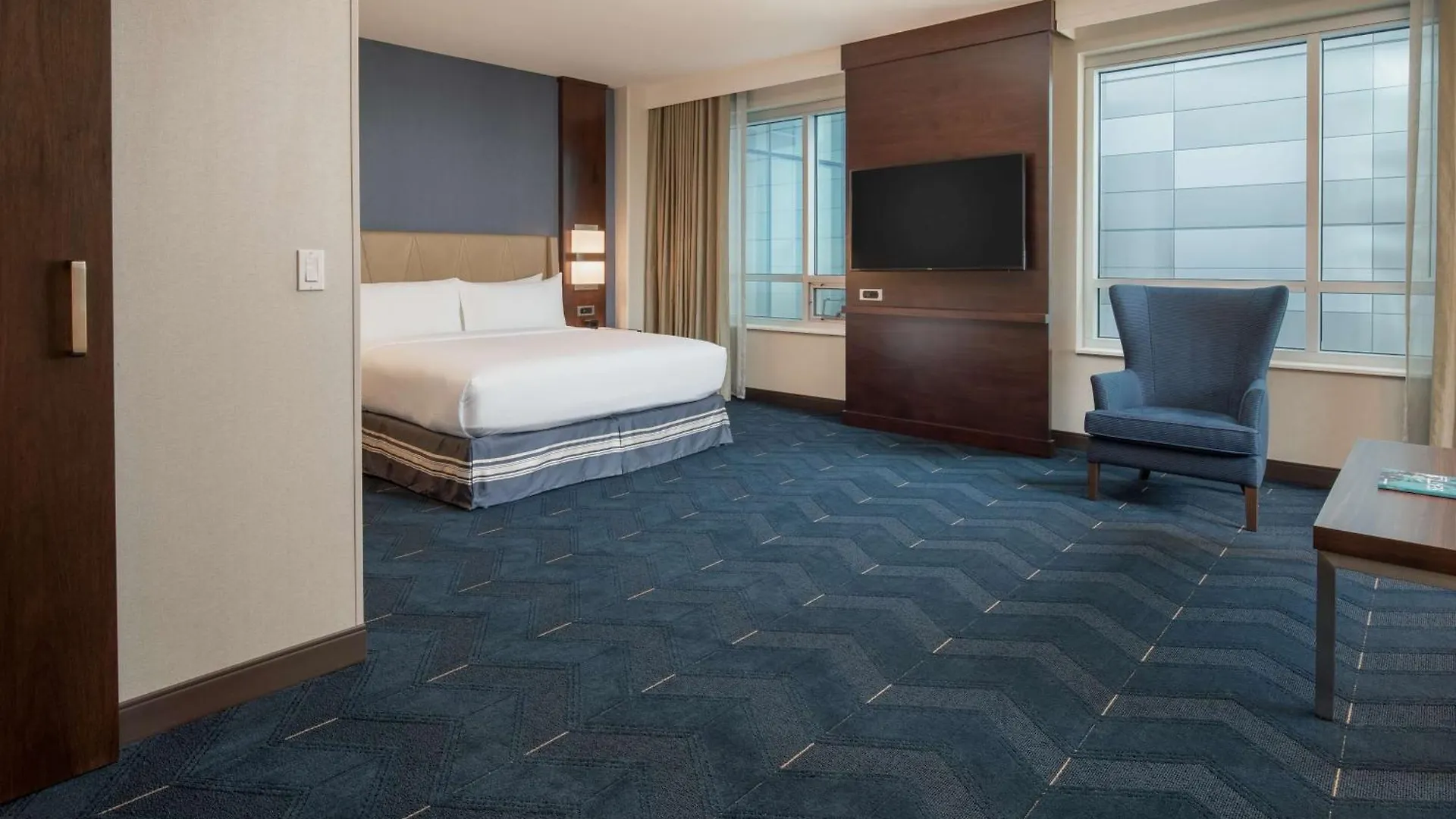 Embassy Suites By Hilton Seattle Downtown Pioneer Square Hotel