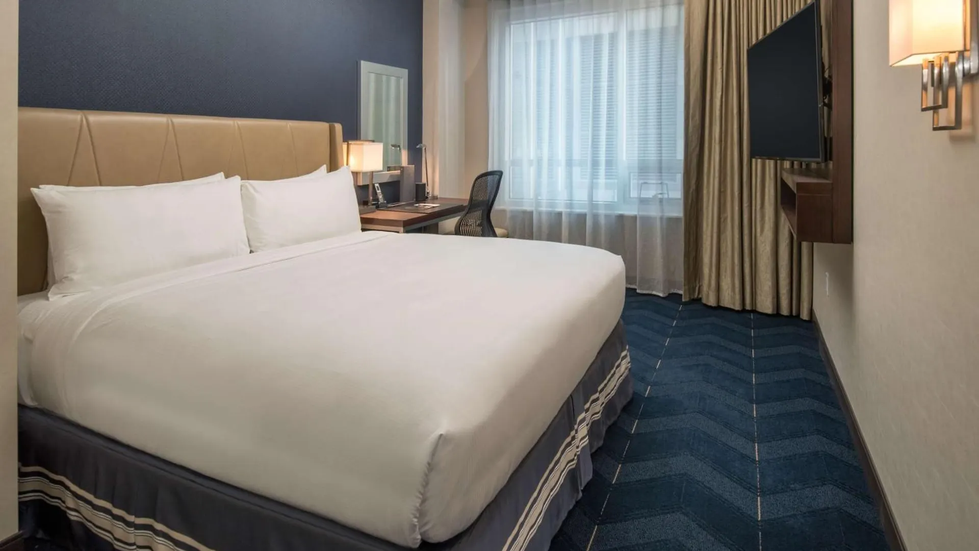 Hotel Embassy Suites By Hilton Seattle Downtown Pioneer Square