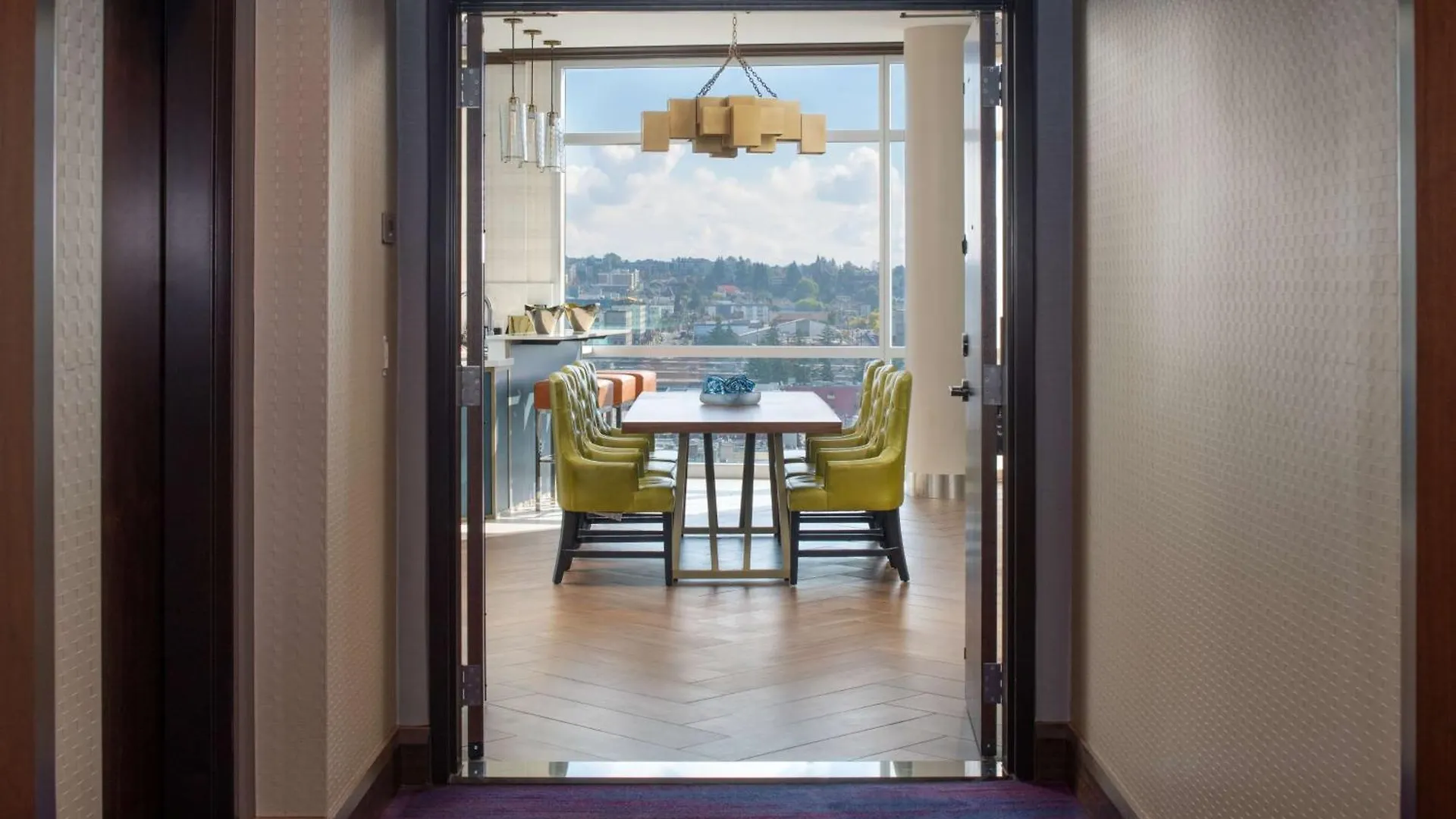 **** Hotel Embassy Suites By Hilton Seattle Downtown Pioneer Square United States