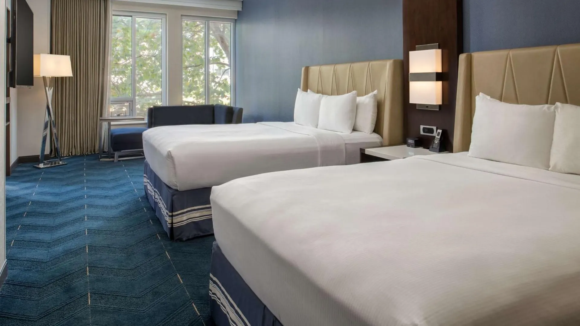 Hotel Embassy Suites By Hilton Seattle Downtown Pioneer Square